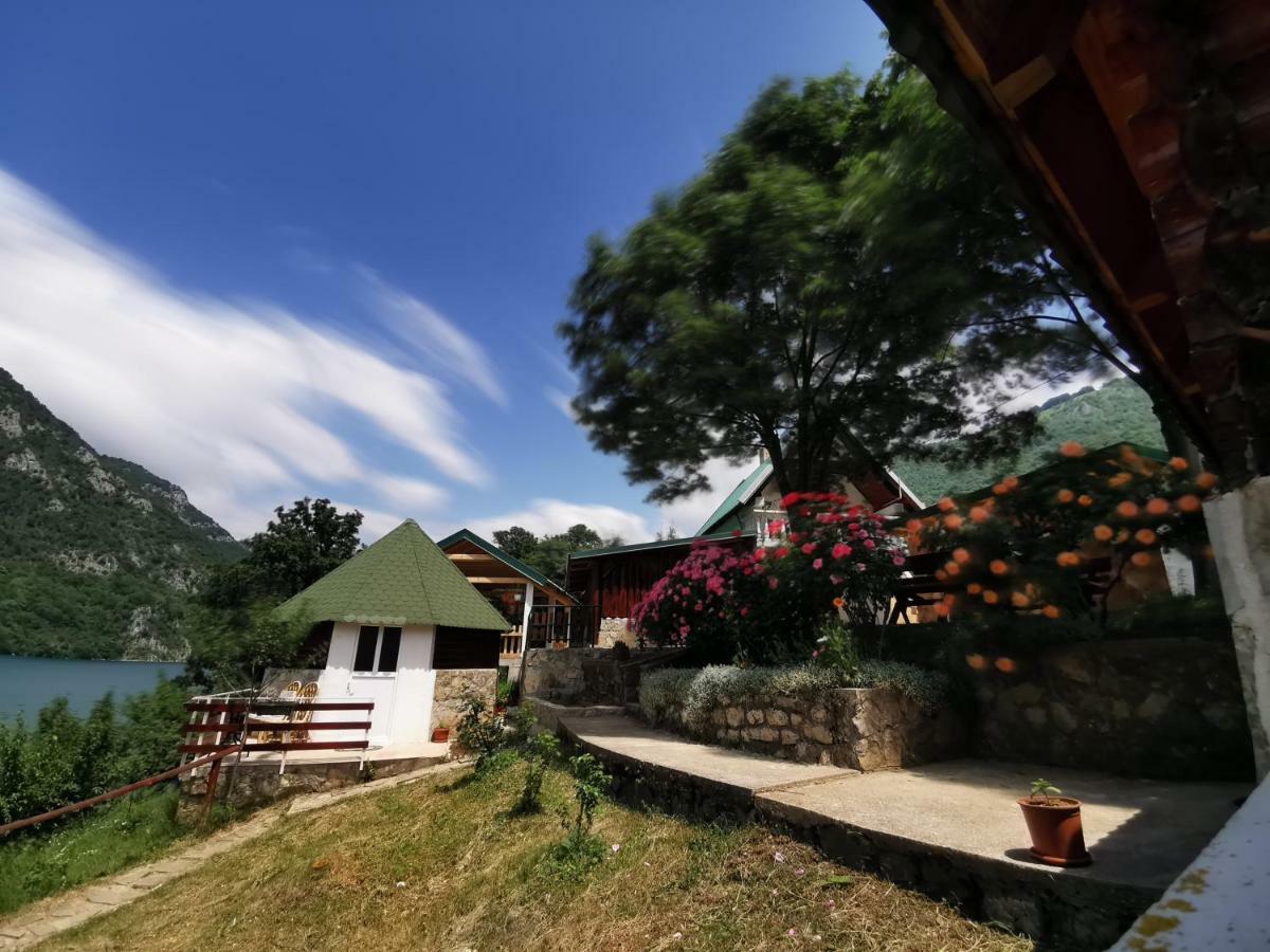 B&B Konak Plužine Eksteriør bilde